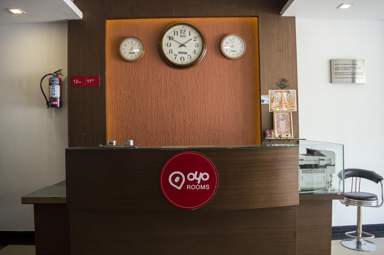 Oyo 751 Hotel Shree Palace Bhopal Buitenkant foto